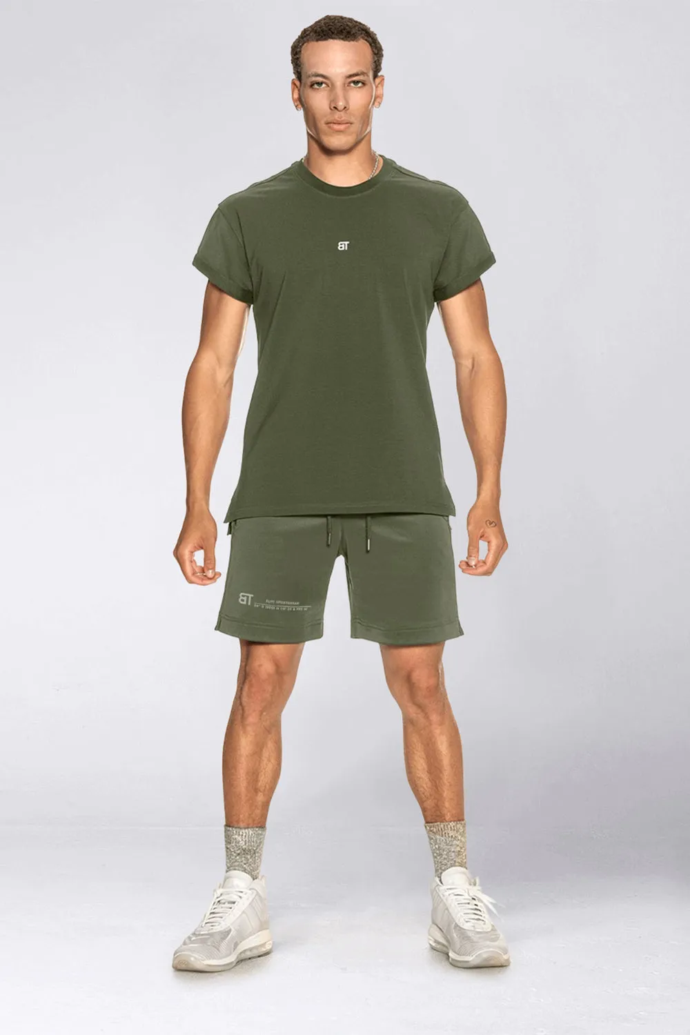 3800 . Momentum Regular-Fit Shorts - Military Green