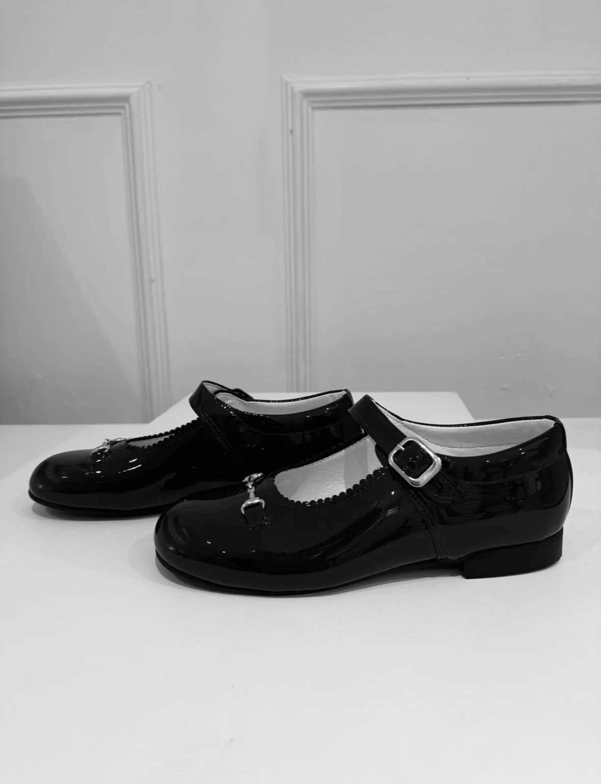 6270-2   Black Shoe with Horsebit Buckle