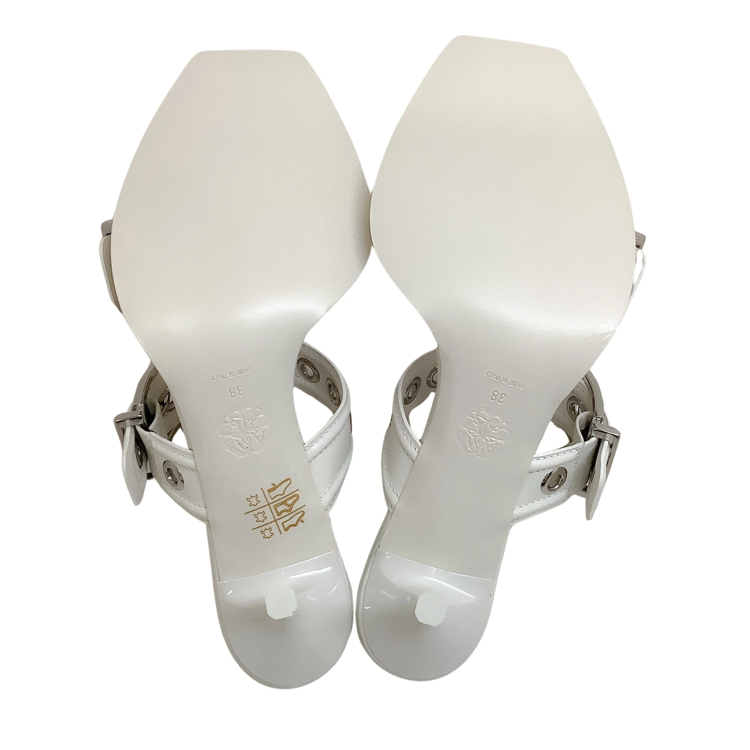 Alexander McQueen White Leather Buckle Strap Sandals