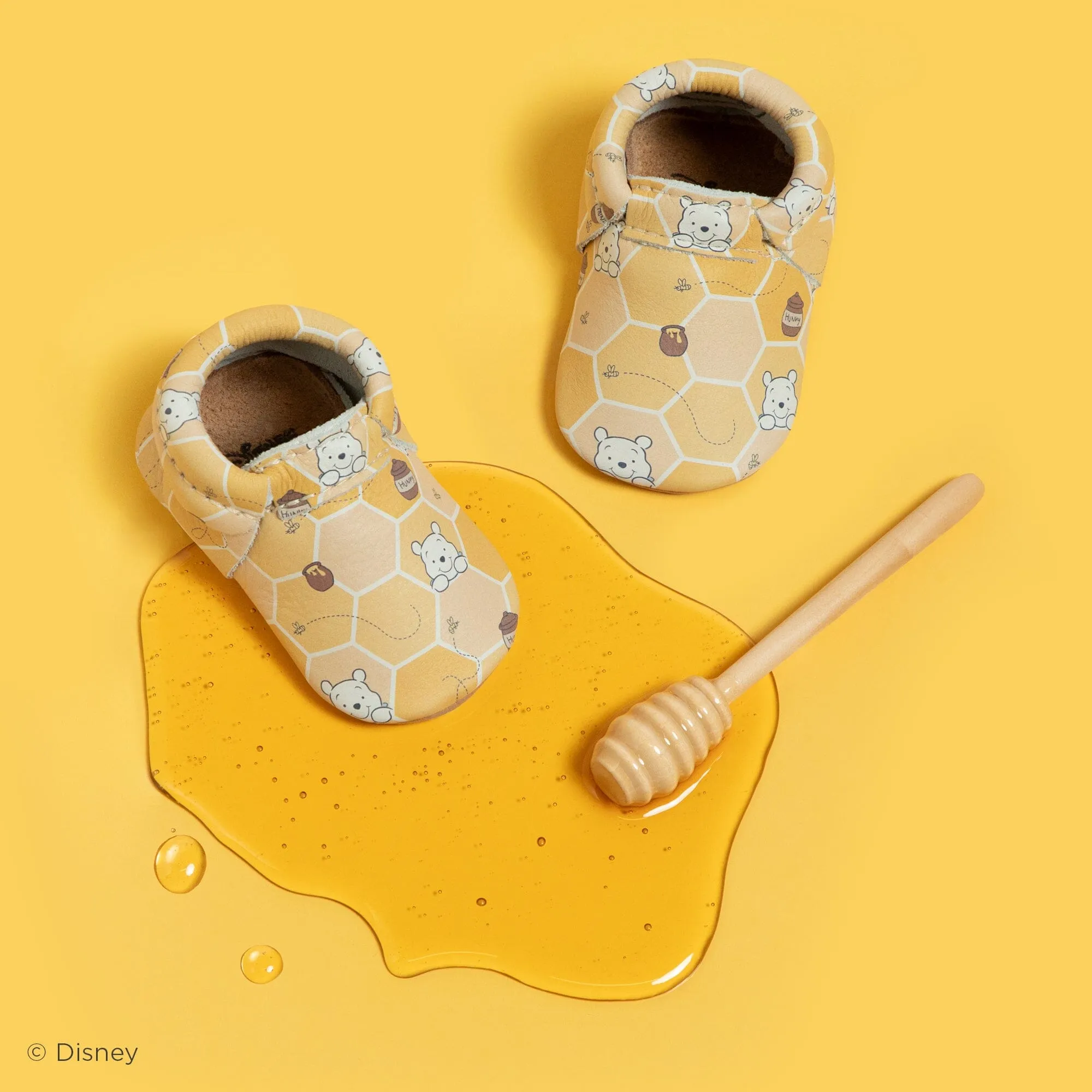 Disney Pooh Bear Honeycomb City Baby Shoe