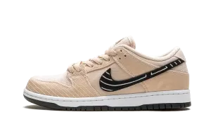 Nike SB Dunk Low "Albino & Preto"