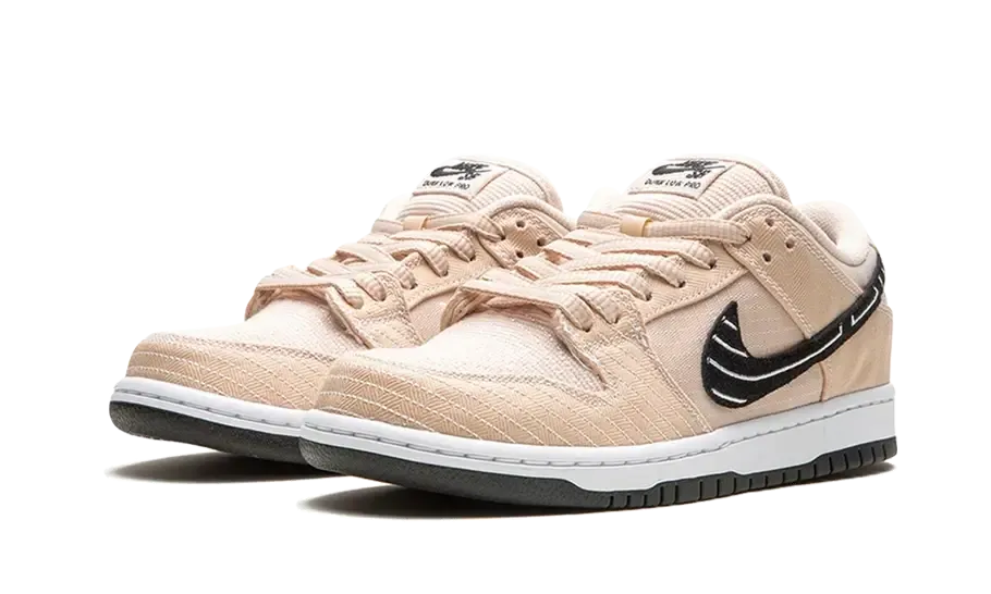 Nike SB Dunk Low "Albino & Preto"