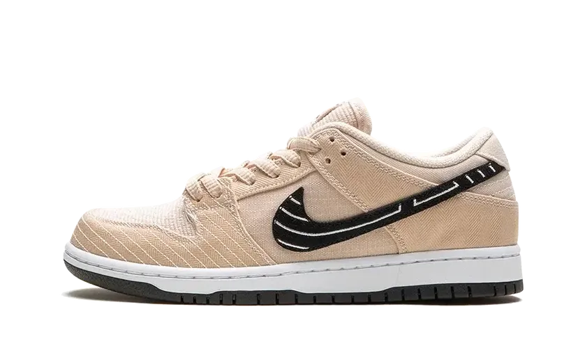 Nike SB Dunk Low "Albino & Preto"