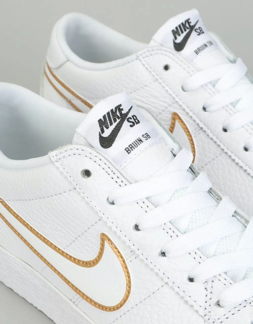 Nike SB Zoom Bruin Premium SE Skate Shoes - White/Wht-Met. Gold-Black