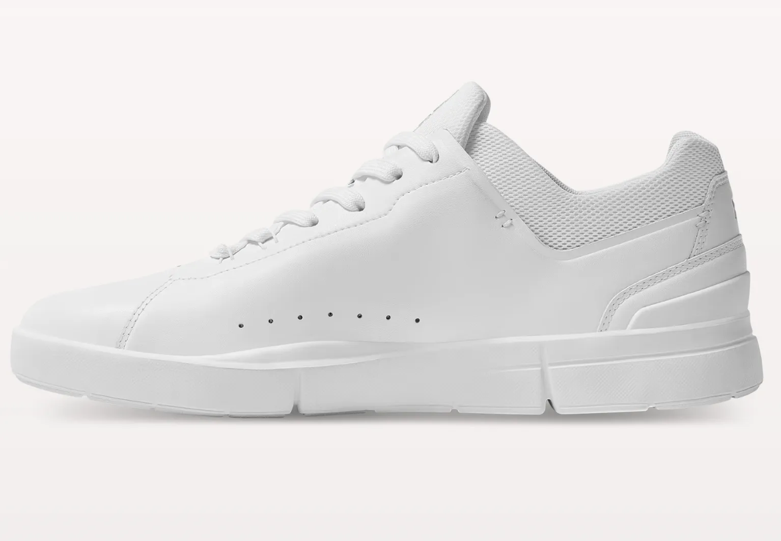 On Mens Roger Advantage- All White (48.99456)