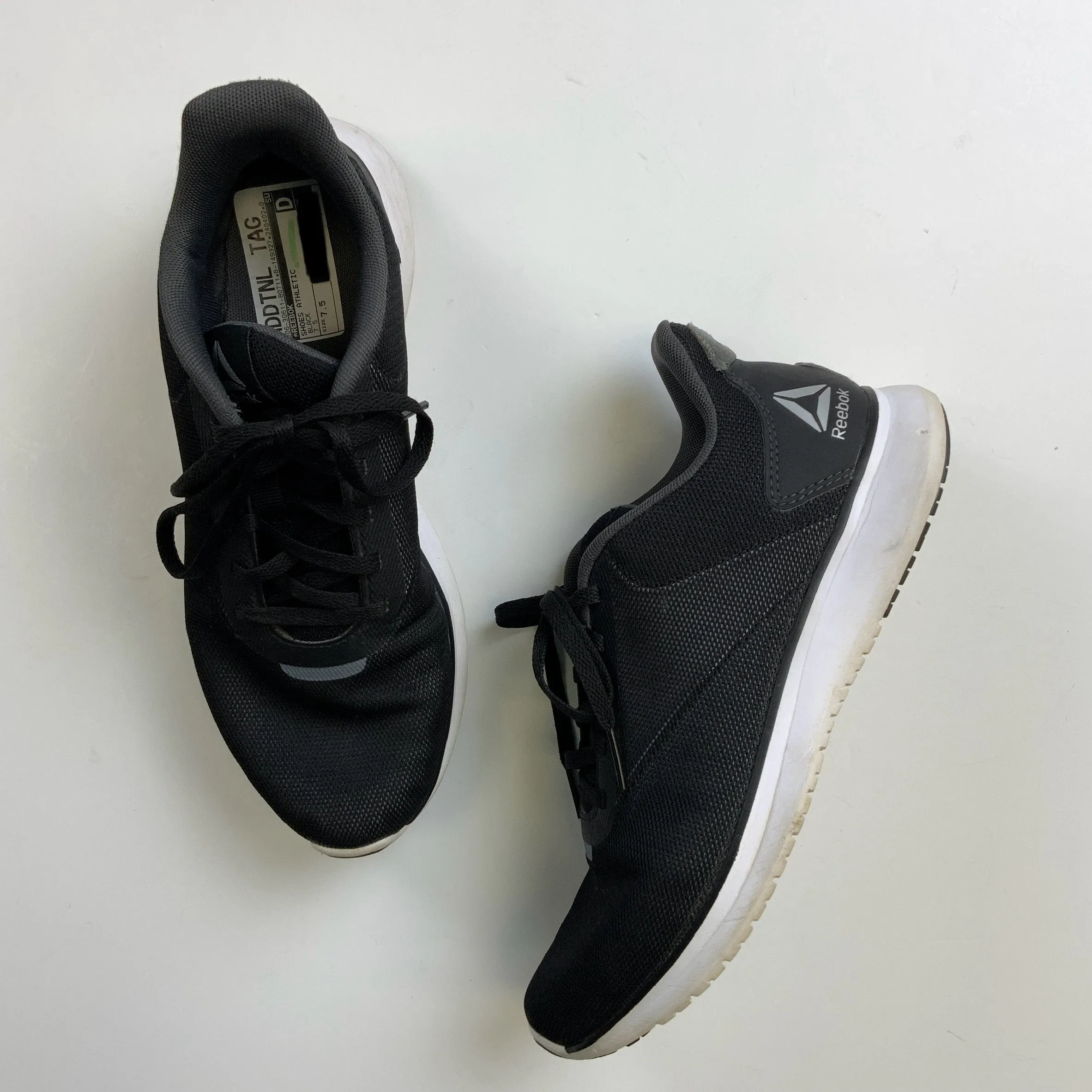 Shoes Athletic By Reebok In Black, Size: 7.5