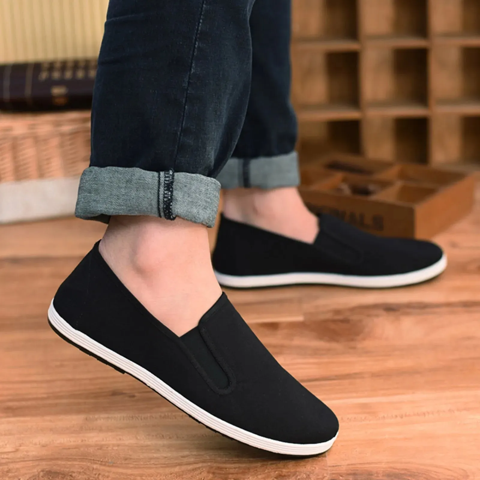 Solid Shoes Leisure Breathable Men Lazy Shoes Sports Color Outdoor Slip-On Men'S Mens Running Shoes Men'S Athletic Sneaker New