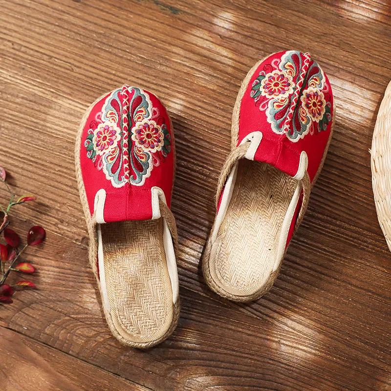 Summer Slippers Hand-woven Flower Embroidered Mules